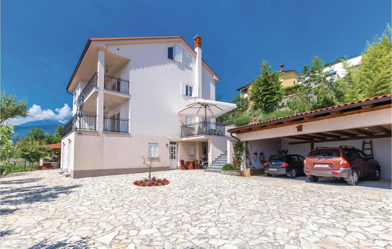1 Bedroom Cozy Apartment In Ičići Zewnętrze zdjęcie